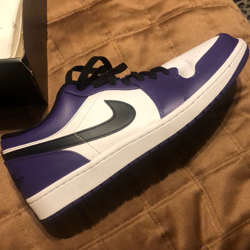 Air Jordan 1 low